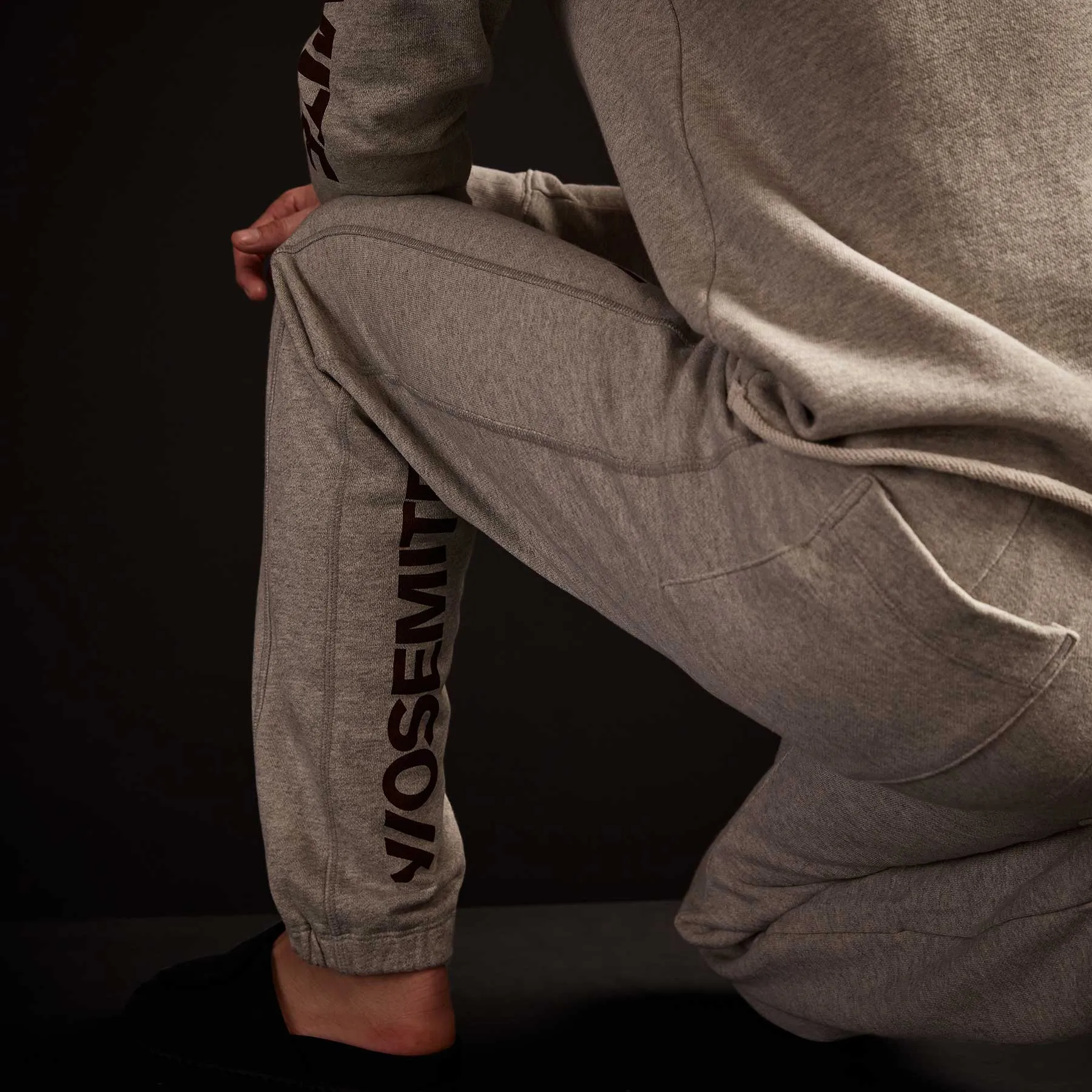 Classic French Terry Sweatpant - Heather Grey/Maroon