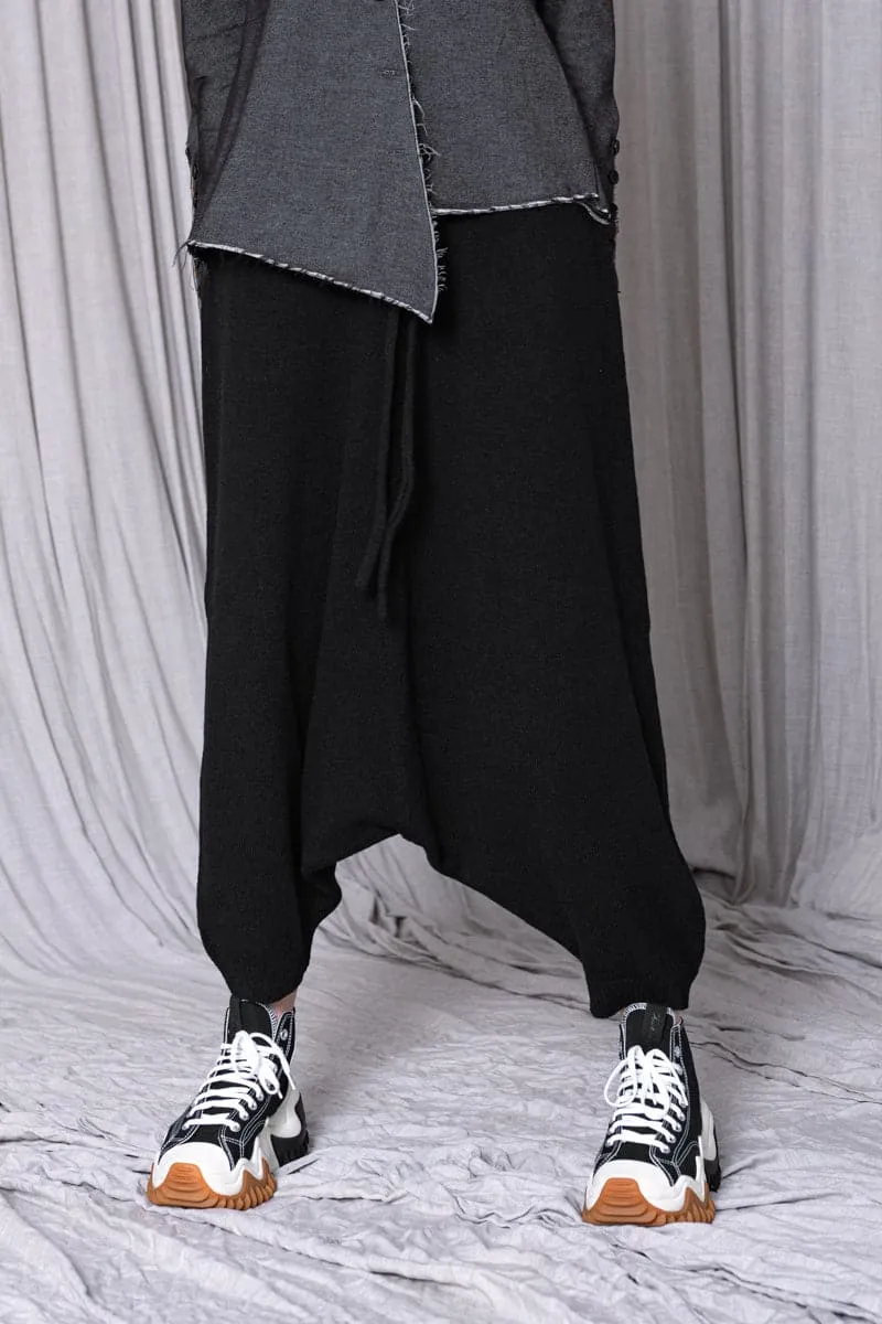 Forme d'Expression | DM131 Knitted Sarouel Pants | Haremshose aus Wolle in Schwarz