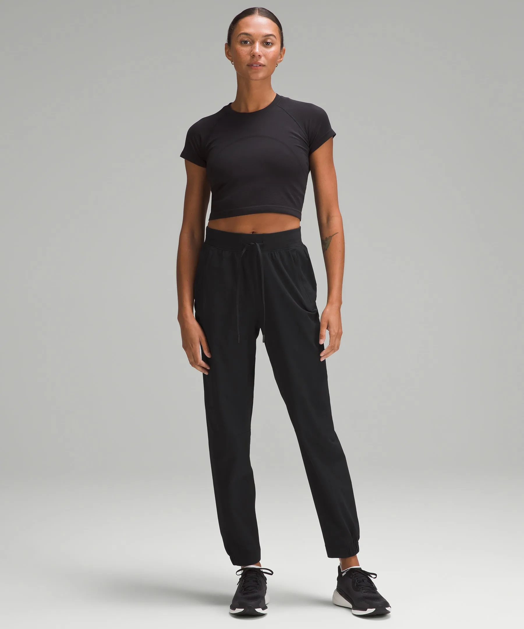 LULULEMON BLK LICENSE TO TRAIN PANT