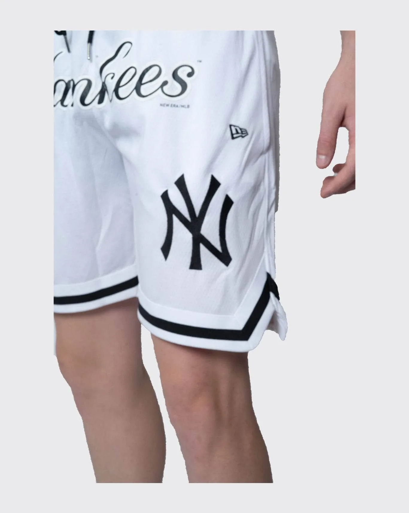 new era new york yankees mesh short